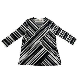 CHICO's Size 3 Tunic Top Black White Mixed Stripe Knit Top Long Sleeve V-Neck